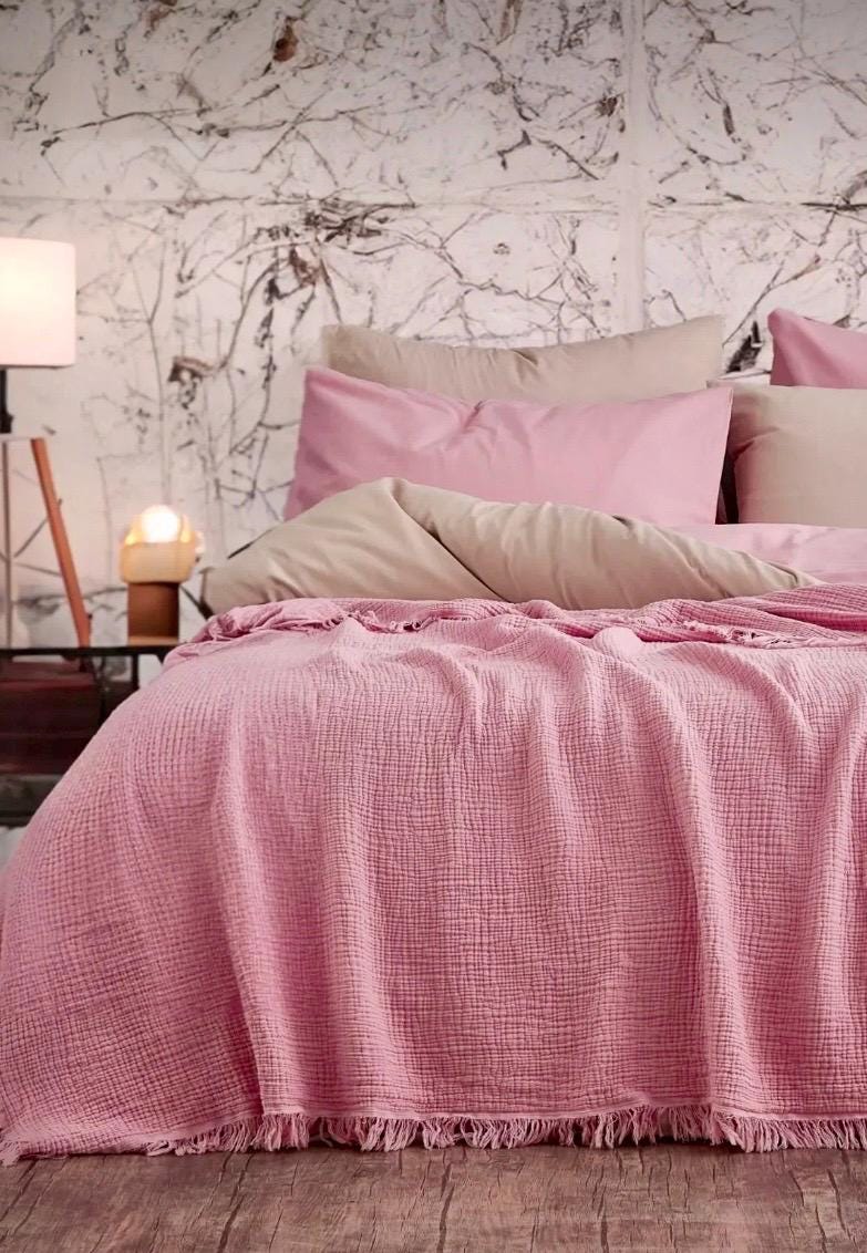 Pink Muslin Texture Fringe Edge Cotton Blanket