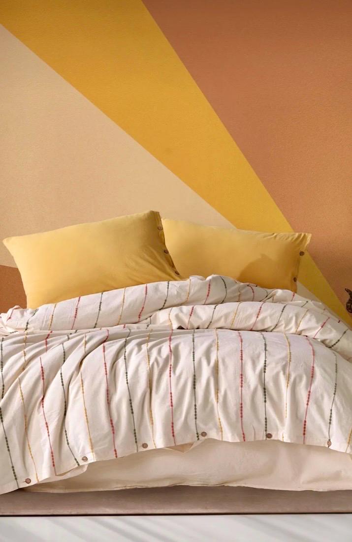 Ecru Multicolor Embroidered Stripe Pattern 4 Piece Cotton Bedding Set